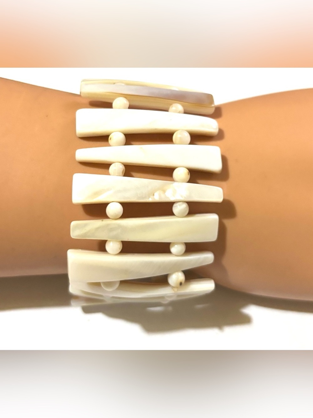 Fashion Jewelry White Mother-of-Pearl Bar & Bead Stretch Bracelet